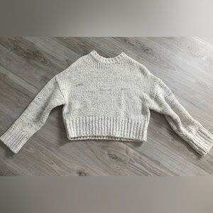 Cozy grey and white chunky knit Sweater